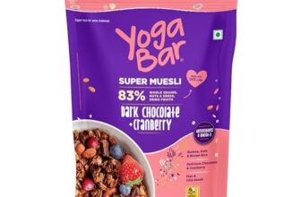 Yogabar Wholegrain Breakfast Muesli – Dark Chocolate + Cranberry,400g| Healthy Breakfast Cereals | Granola | Gluten Free | Antioxidant Rich | Healthy Food for Breakfast | Protein Rich