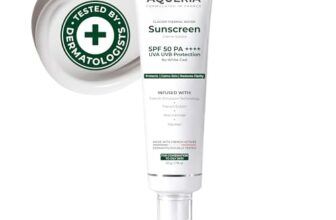 Aqueria Oil Control Brightening Gel Multi-Active French Sunscreen SPF 50 PA++++ | In-Vivo/In-Vitro Tested | 2% Niacinamide & Hyaluronic Acid | Modern UV Filters | Broad Spectrum UVA/UVB & Blue Light Protection | Lightweight, Non-Greasy, No White Cast | Suitable for Daily Use | For Oily, Acne-Prone & Combination Skin | 50g