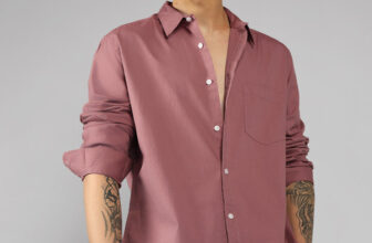 Dennis Lingo Men Solid Casual Pink Shirt