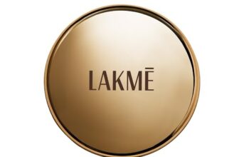 LAKMÉ 9 To 5 Primer With Matte Powder Medium Coverage All Skin Foundation Compact, Silky Golden, 9G