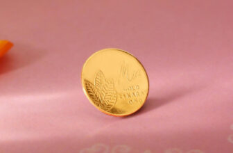 Mia by Tanishq Mia 24 Karat Mango 24 (9999) K 0.5 g Gold Coin