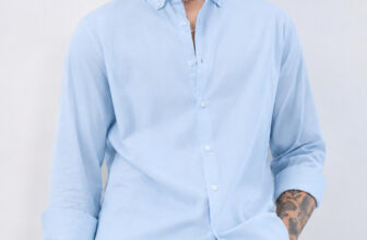 VAIDDO Men Solid Casual Light Blue Shirt