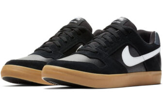 NIKE SB Delta Force Vulc Sneakers For Men(Black , 6)