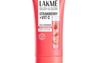 Lakme Blush & Glow Strawberry Freshness Gel Face Wash with Strawberry Extracts|| 150 g