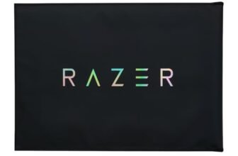 Razer 15″ Protective Laptop Sleeve: Scratch & Water-Resistant – Padded Interior Lining – Snag-Free Velcro – Flip-Out Mouse Mat – Classic Black, RC21-01580100-R3M1
