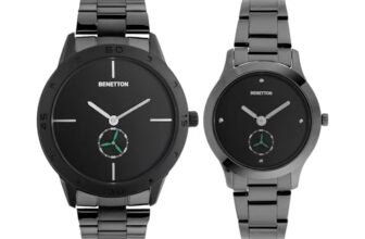 United Colors of Benetton Iconic Analog Watch for Couple with Black Round Dial & Black Stainless Steel Bracelet Band Water Resistant Pair’s Wrist Watches – UWUCPR002