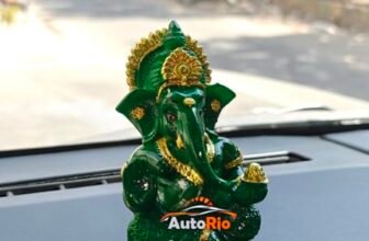 AutoRio Shri Ganesha Idol for Car Dashboard | Lord Statue for Home, Office & Pooja Room Decor | Spiritual Gift for Housewarming, Festive & Religious Occasions (Green)