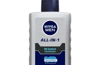NIVEA MEN All in 1 Charcoal Face Wash | Natural Charcoal, Gluta, AHA & Vitamin C | Helps Reduce the Appearance of Tan | Removes Excess Oil and Minimizes Pores | For Bright Radiant Skin | 150g