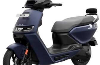 Ather Rizta Z 123 KM IDC range with Ather Stack Pro in Pangong Blue Mono Ex-Showroom
