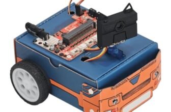 Cytron ZOOM:BIT Robot Car Kit for micro:bit | STEM Robotics Kit
