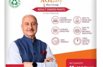 AGEasy (Max Group) Unisex Adult Diaper Pants | M (Waist 24-45 inches) | 10 Units | Overnight Leak Protection | Wetness Indicator | Odour Lock | Anti-Bacterial | Skin Friendly