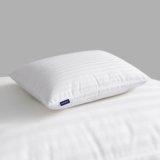 WELLGIVER Microfibre Sleeping Pillow Pack of 1 Stripes Ultra Soft Bed Pillow for Sleeping, 41×61 cm, Soft & Fluffy, with Inner Cover(White)