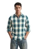 The Indian Garage co Men Green & White Checkered Slim Fit Casual Shirt