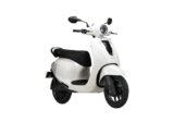 Chetak C2501 by Bajaj Auto High Speed Electric Scooter with charger – Moon White – Ex-Showroom